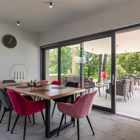 Casa Mia By Istrialux * Divsici